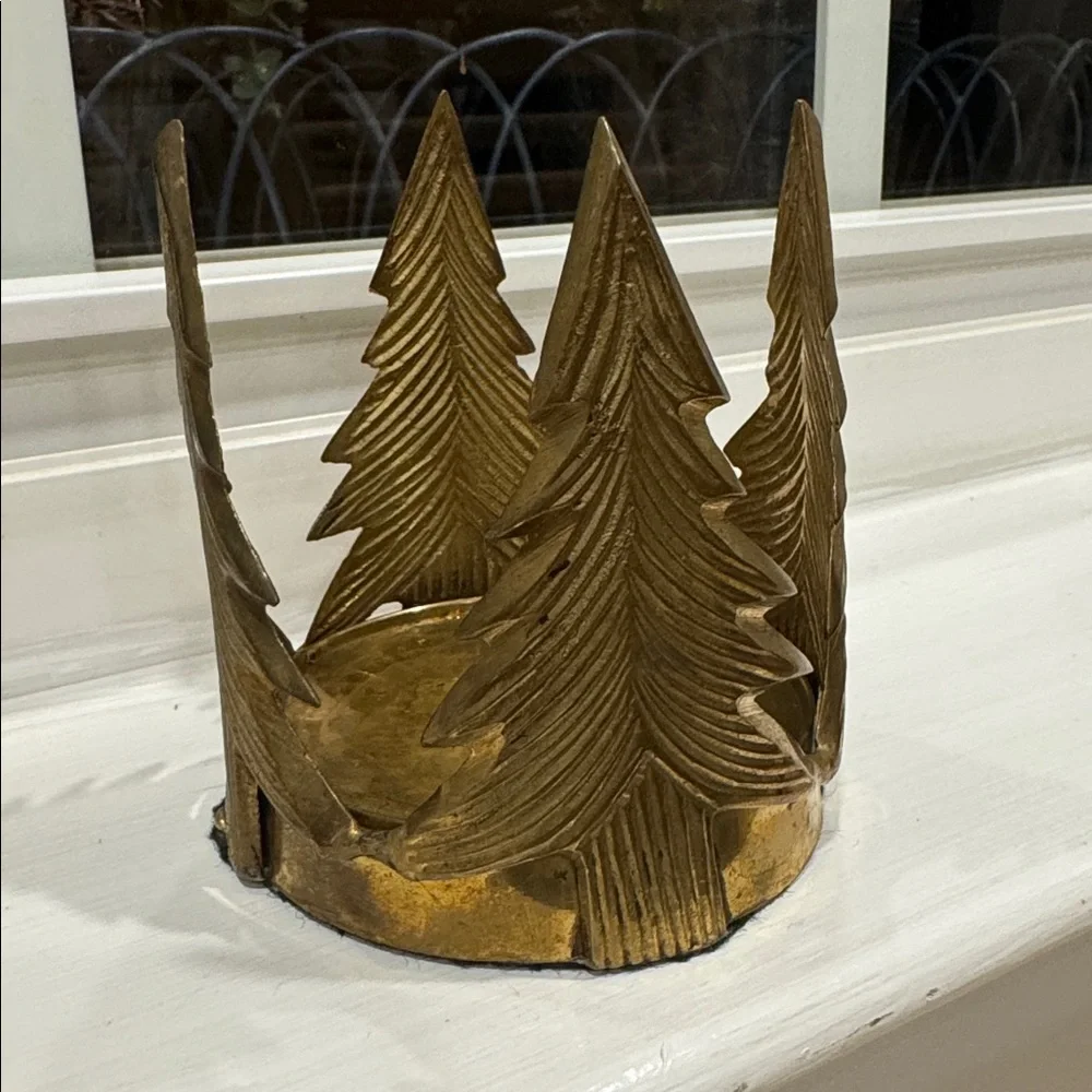 Vintage SOLID BRASS BY JHJ / Trees Candlestick Holder.3.5 x 4”